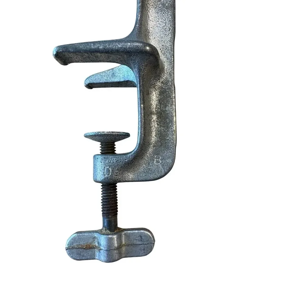 Vintage Universal‎ No 1 Food Chopper Meat Grinder Cast Iron Hand Crank LF&C USA